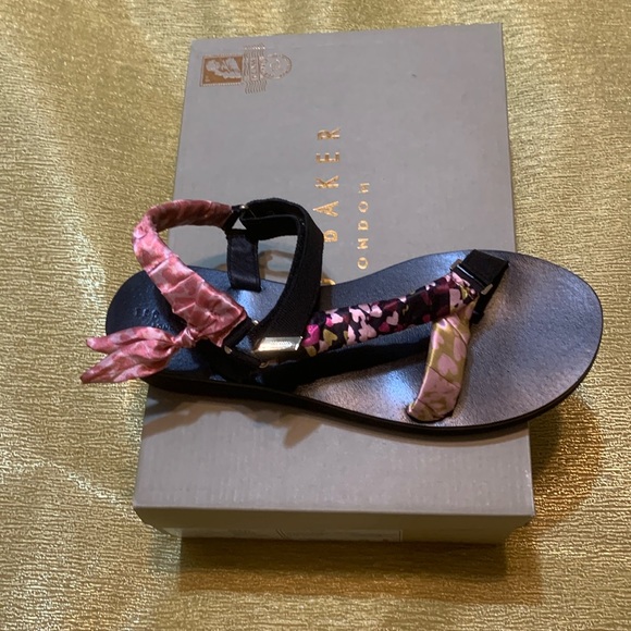 Ted Baker Sandals Brand New in Box - Picture 1 of 5